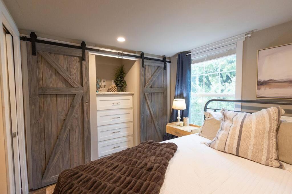 Pet Friendly Tiny House Rental With New Access To Guadalupe River Nbtx Нью-Браунфелс Екстер'єр фото